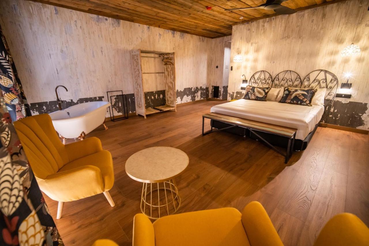 Hotel Somnifabrik Валдеробрес Екстериор снимка